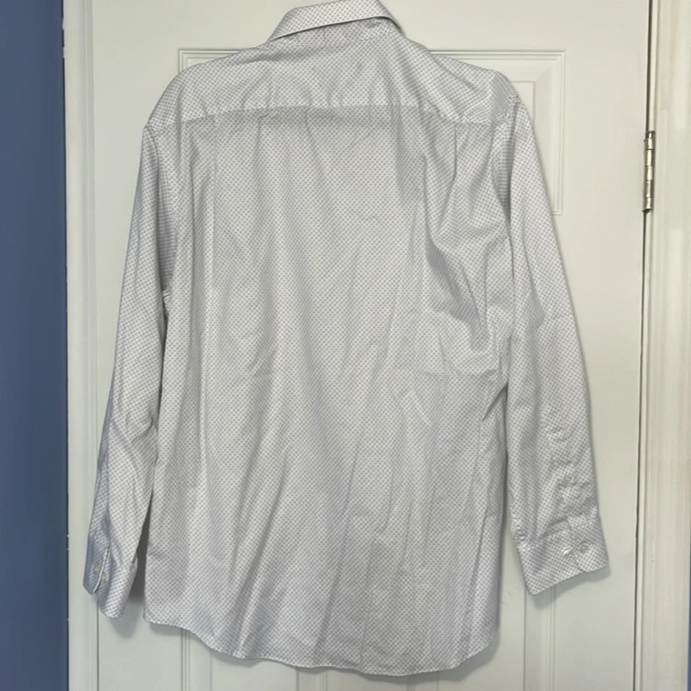 Men’s button down shirt - Picture 3 of 4